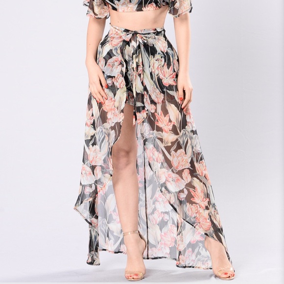 Fashion Nova Shorts Made To Be This Skirt By Fashion Nova Size 3x